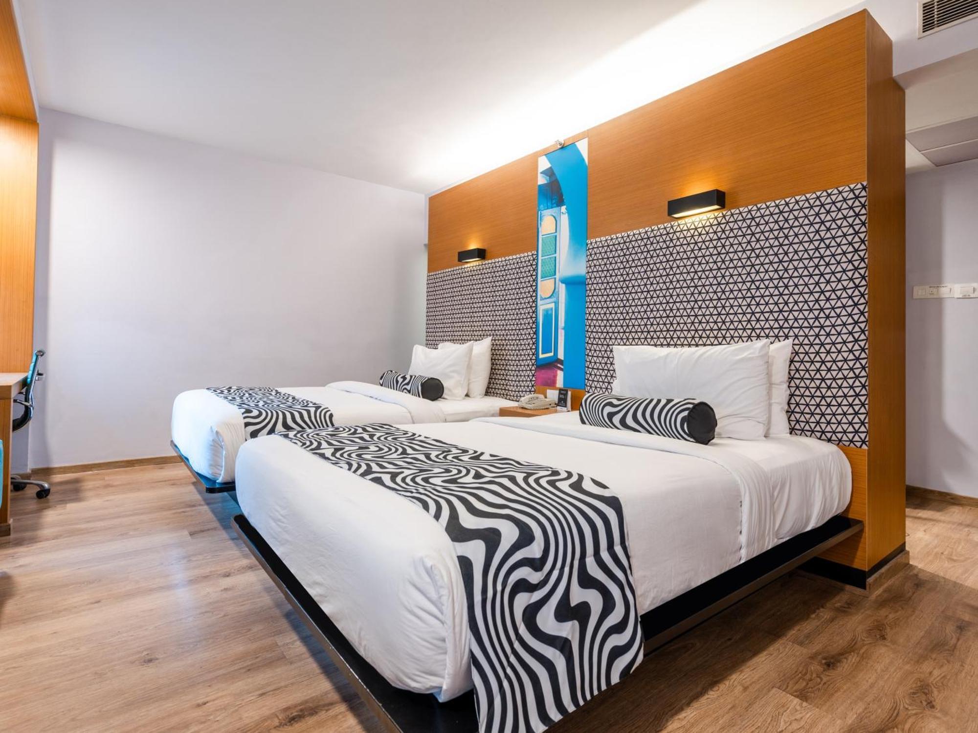 Sunday Hotel Chandigarh Zirakpur Extérieur photo